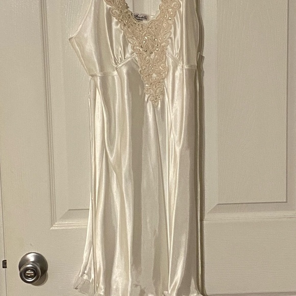Linea Donatella Ivory Satin Chemise with Lace Trim - Picture 1 of 4